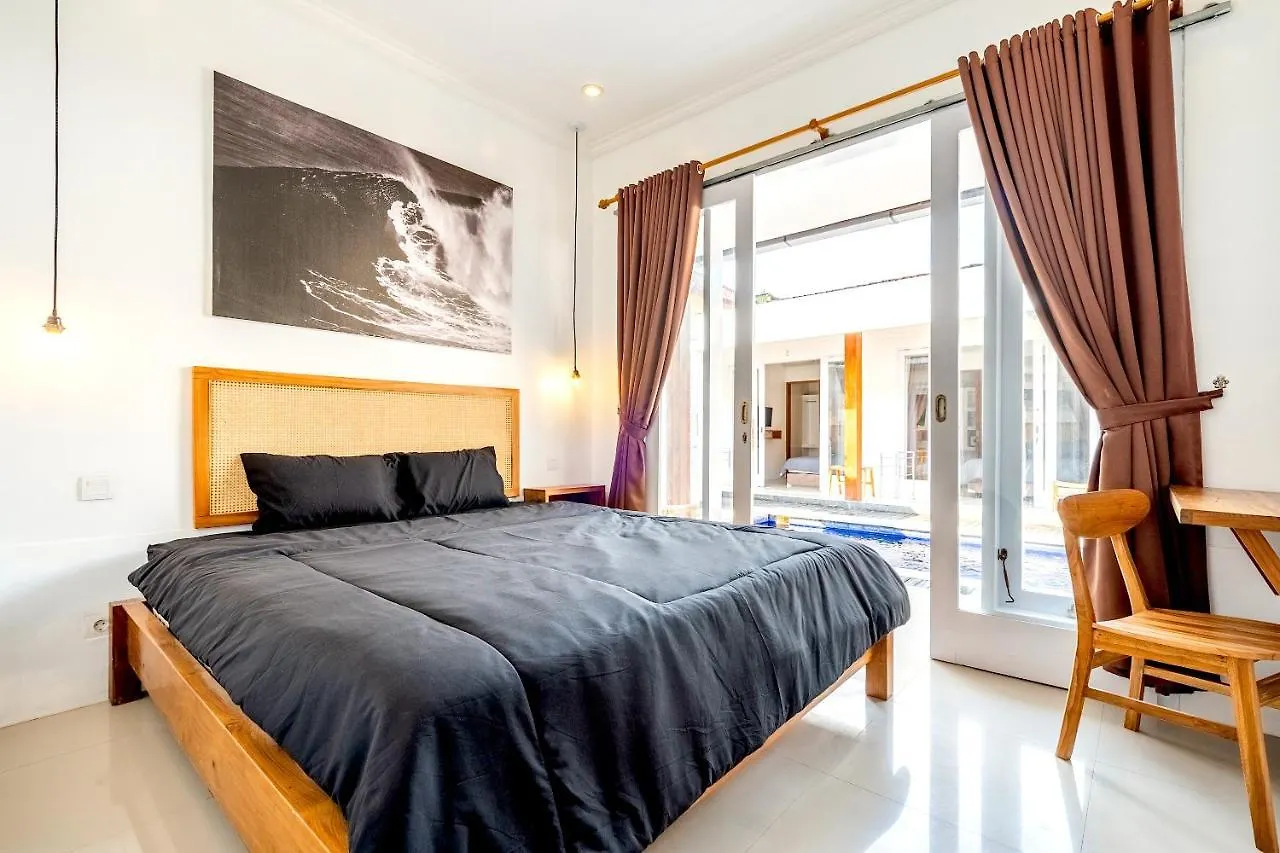Lumturi House - Centrally Located location
